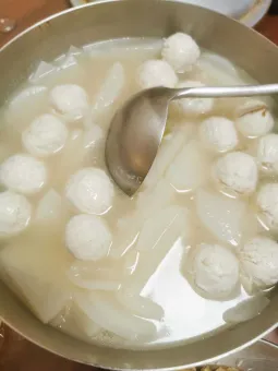 boiled fish balls .jpg